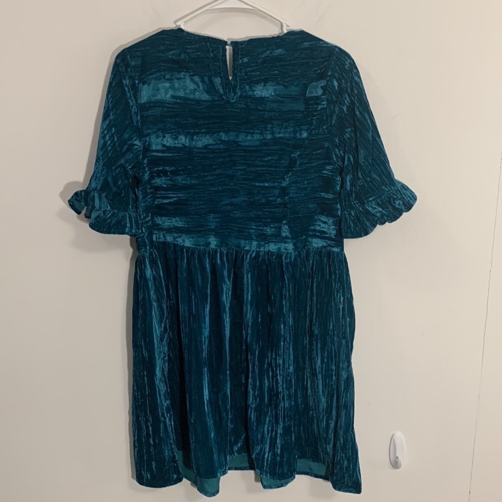 Melloday Velvet feel Ruffle Sleeve Mini Dress in Teal, Size small NWT - Picture 2 of 7